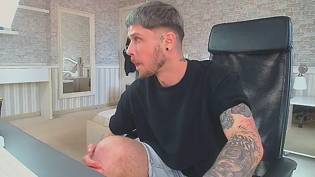 JonahShaw webcam