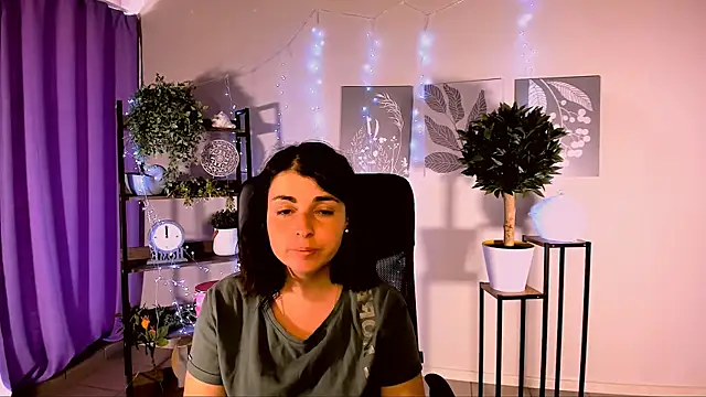 MartaEdams webcam