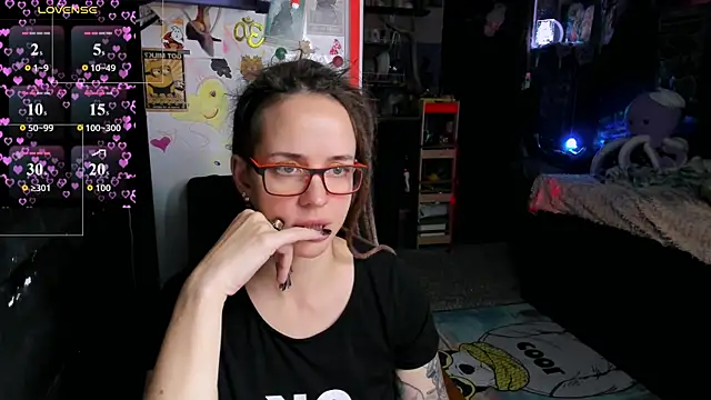 LisaFoxy_y webcam