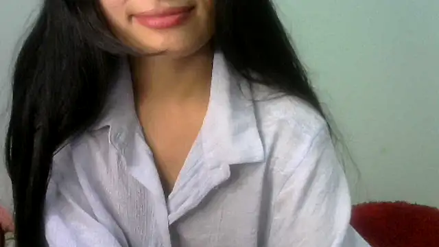 sharmeeli_sima live cam on StripChat