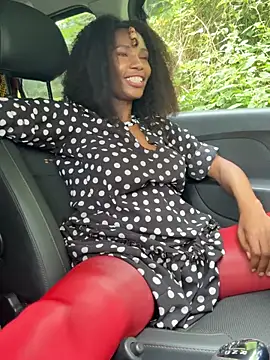 ShantelSexyYoungMilfie webcam
