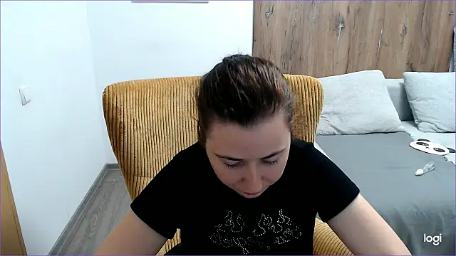 VioletaFlower7 webcam