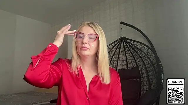 Blondie_xoxoxo webcam