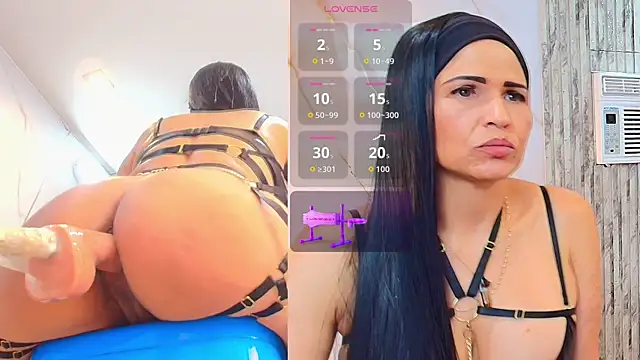 isis_car0lina - Isis_car0lina's free webcam - UK Sex Cams