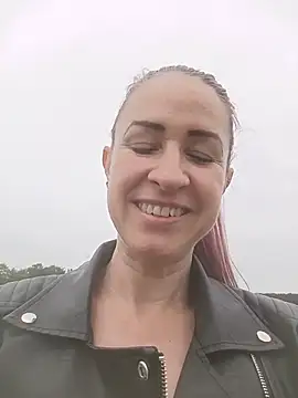 GermanMilfJasmin