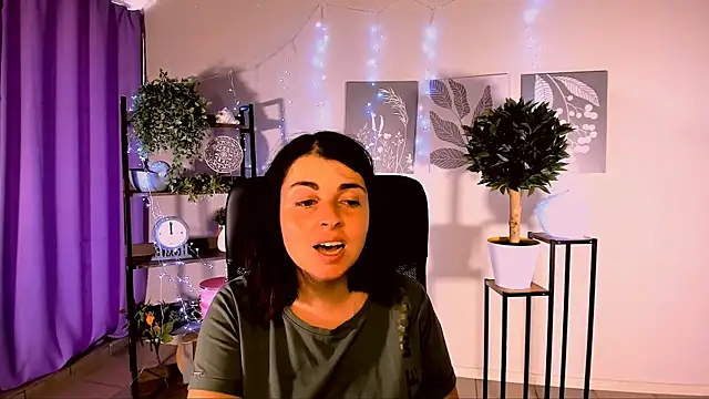 MartaEdams webcam