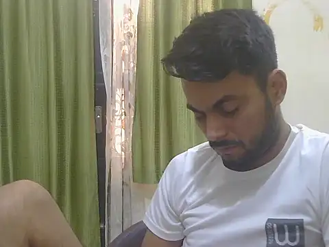 Stubborndesiboy webcam