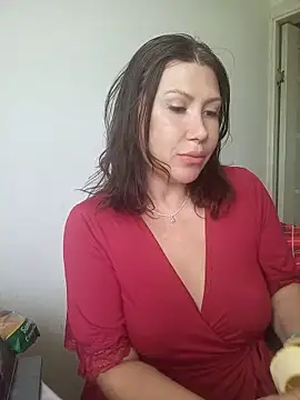 ROXOLANAA_SEXY live sex cam