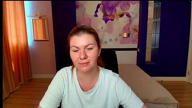 LunaKissesx webcam