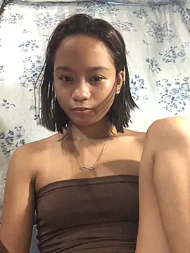 Asianpinay_Skinny1818 live cam on StripChat