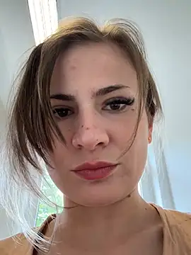 IsabellaEtha webcam