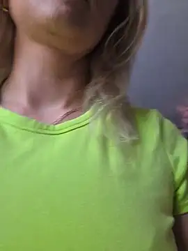 KaylinJan live cam on StripChat