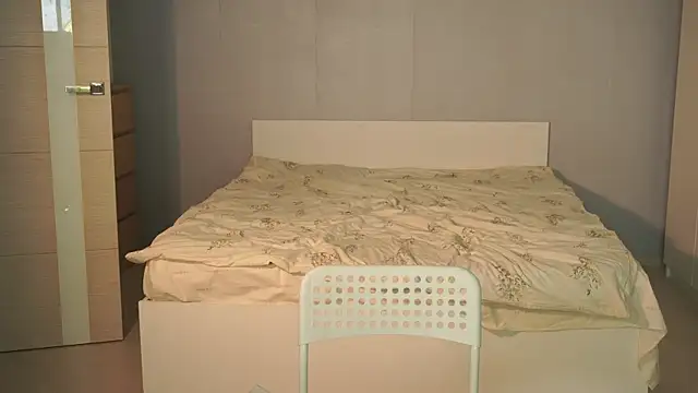 Leyla_crsh webcam