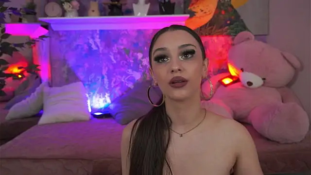 ZaraFeline webcam