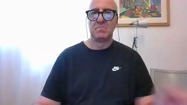 ANONIMO7735 webcam