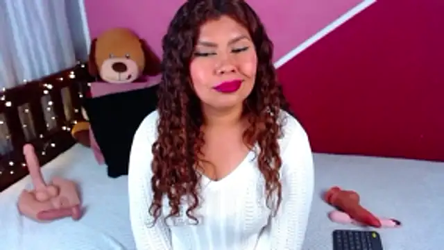 Queenamazon1 webcam