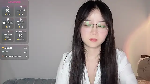 77-Vicky live cam on StripChat