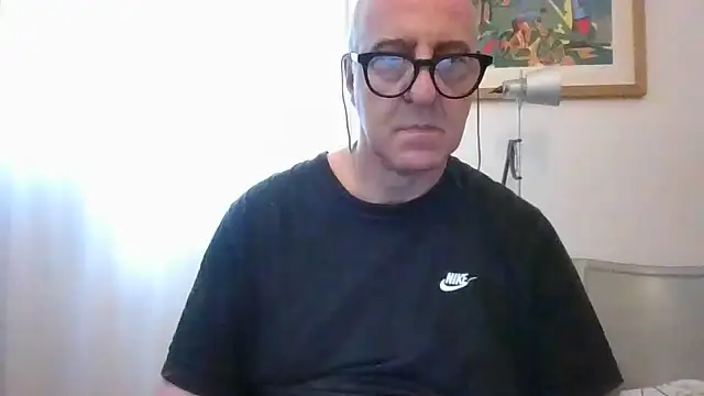 ANONIMO7735 webcam