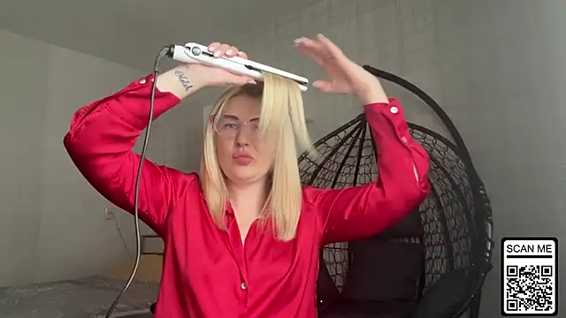 Blondie_xoxoxo webcam