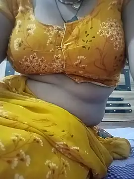 Menka_cut34 webcam