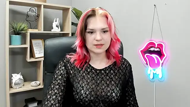 SweetLilyxo webcam