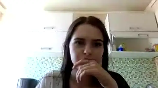 KikiAmino webcam