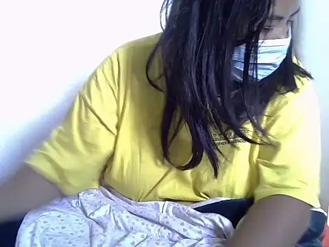 Artinah22 webcam