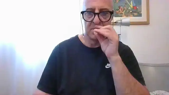 ANONIMO7735 webcam