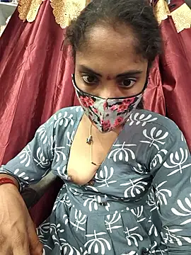 reshma124 live cam on StripChat