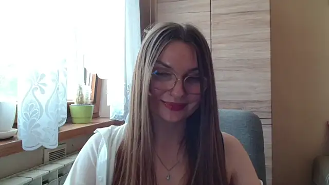 LooveELLYx webcam
