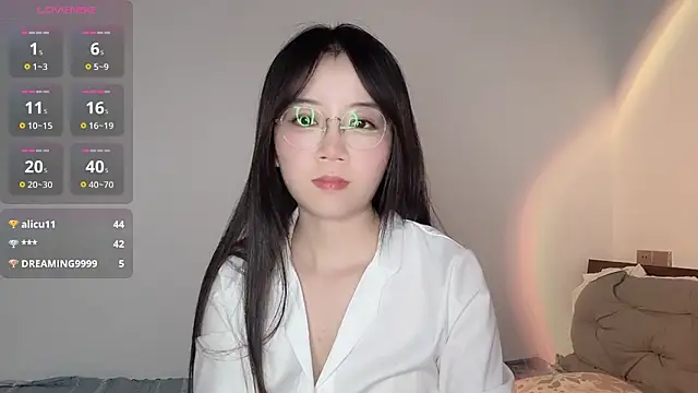 77-Vicky webcam