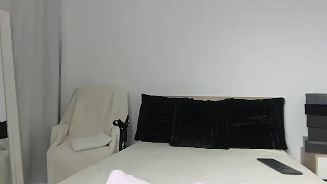 Layla23a webcam