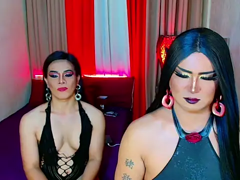 Wildest_Slave_Huntress webcam