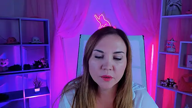 AylaTallow webcam