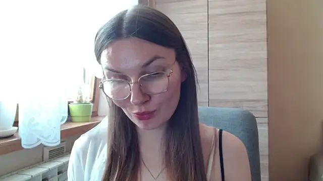 LooveELLYx live cam on StripChat