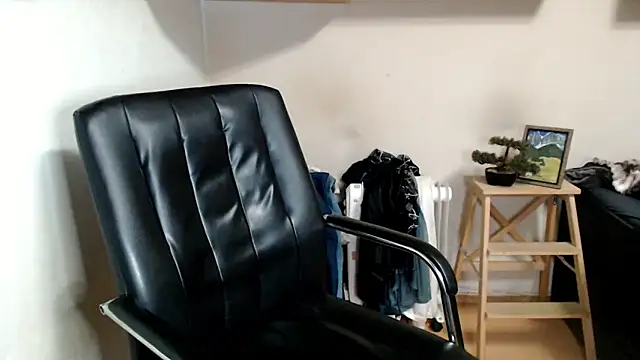 katemodel webcam