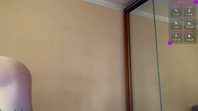 LaurenBlade webcam