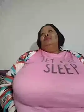 nancy111 webcam