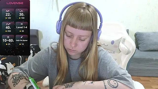 June_shy0 webcam