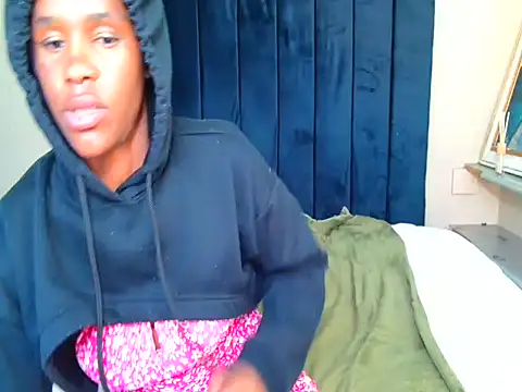 CaramelCandyxx webcam