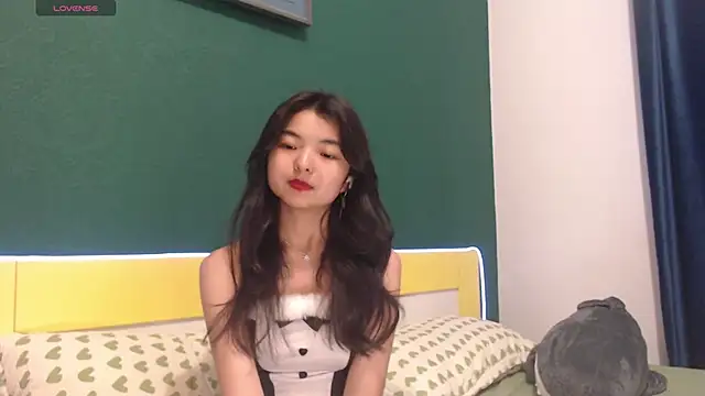 Shy_Kira webcam