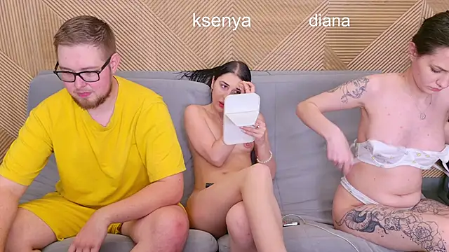 Ksenny live cam