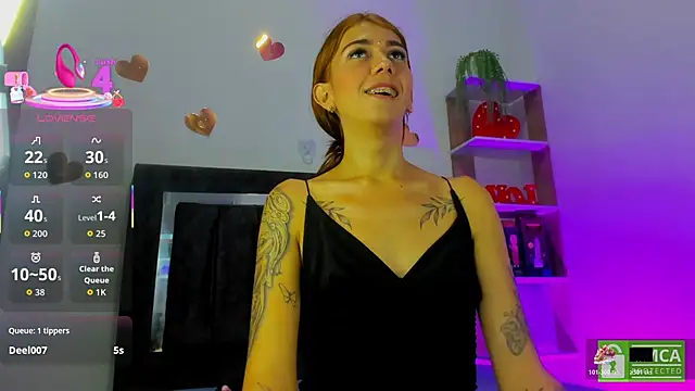 Nicol_TransGirl live cam on StripChat