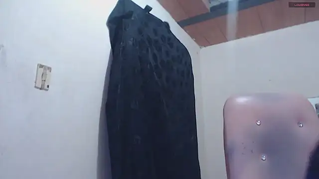 toxxxic_cams live cam on StripChat