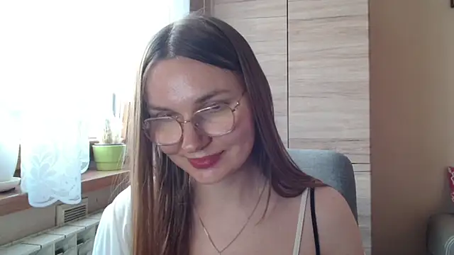 LooveELLYx webcam