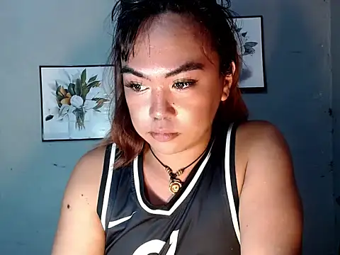 Asianblk_barbiedoll webcam