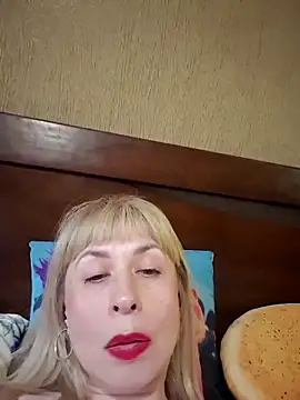 SelinaLovqx webcam