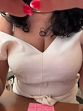 Deessenympho webcam