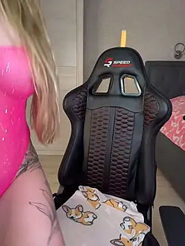 Kitty-Kelsi webcam