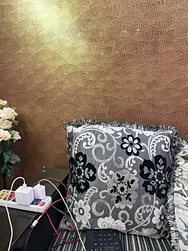 Curvy_GX live cam on StripChat